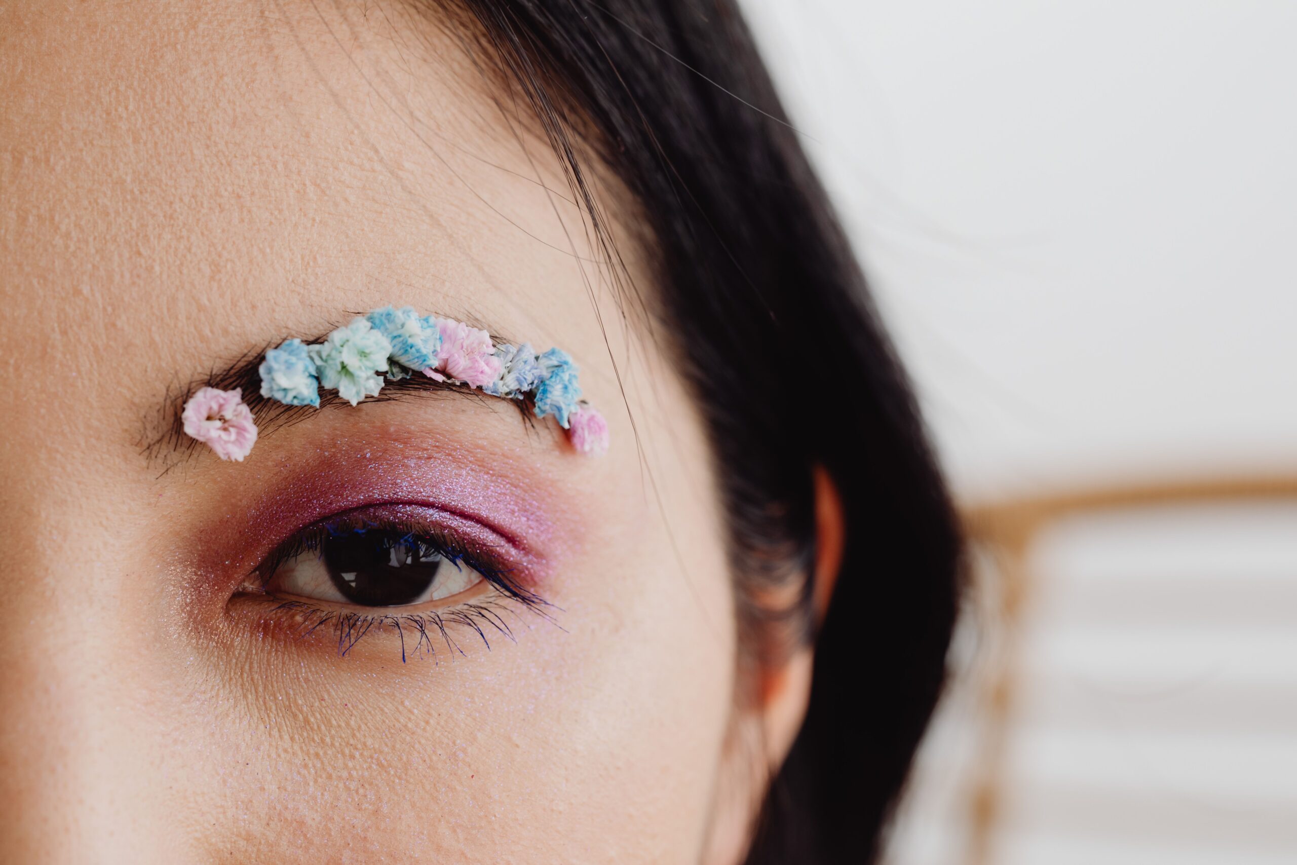 Beautycon: Proizvodi koje urednice biraju za dug radni dan – Beautycon proizvodi koje urednice nose za dug dan