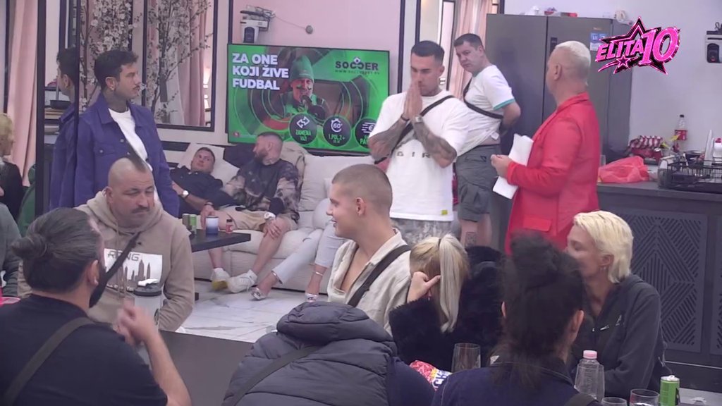 NAPETA RAZMENA U EMISIJI PITANJA GLEDALACA: Mateja odbrusio Aneli, a Filip Đukić stao na njegovu stranu (VIDEO)