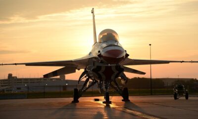 Američki F-16 se srušio u Mičigenu: Pilot katapultiran, naređena evakuacija – pad F-16 u Mičigenu