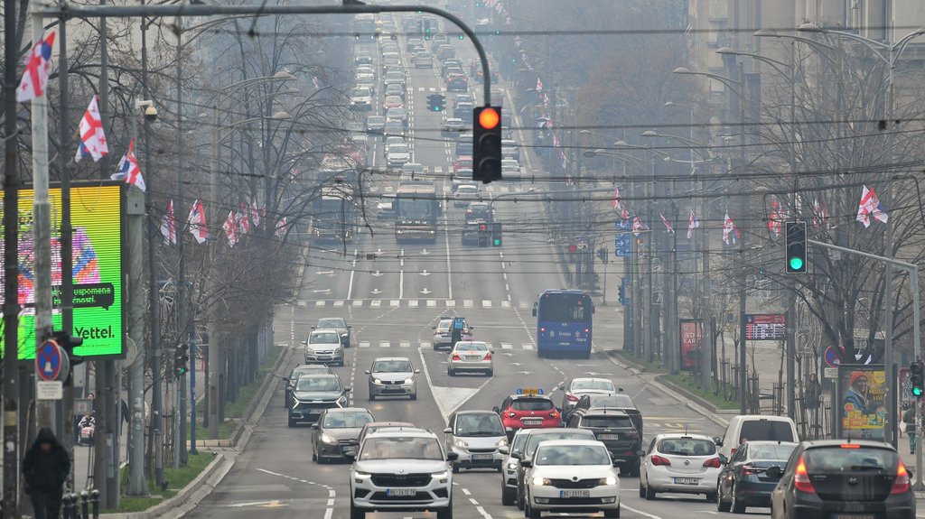 Stanje na putevima Srbije: Gde preti magla, a gde su kolovozi vlažni