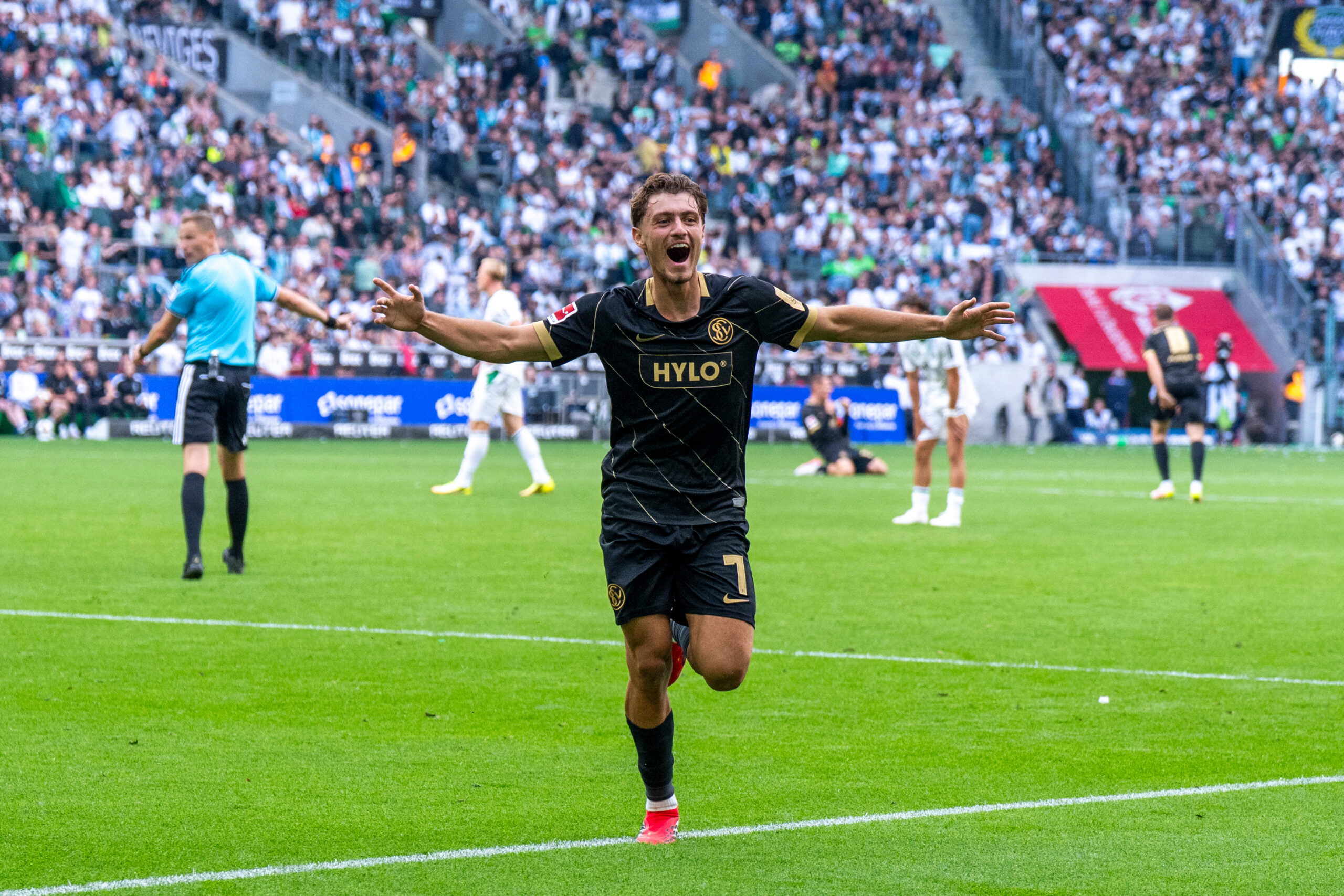 Majnc savladao Borusiju Menhengladbah 4:3: Drama i golovi obeležili četvrto kolo Bundeslige