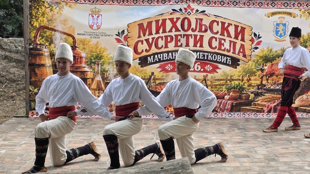 Miholjski susreti sela u Metkoviću: Tradicija i rakija obeležili okupljanje meštana