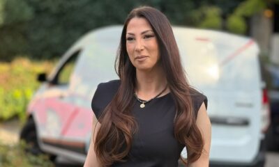 POSLE IZAZOVNOG PERIODA, PEVAČICA STIGLA NASMEJANA: Nadežda Biljić spremna da zapeva na svadbenom slavlju kod Dee Đurđević (FOTO) (VIDEO) – Nadežda Biljić svadbeno slavlje