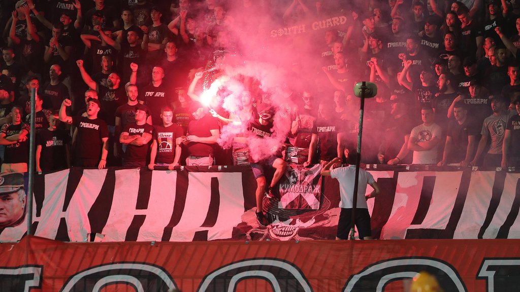 Radnik vodi protiv Partizana 4:3 u Surdulici: Dramatičan meč sa preokretima i crvenim kartonom