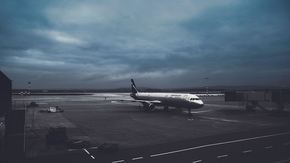 Bosanski fudbaler N.V. teško povređen u nesreći na aerodromu u Minhenu: Vozilo udarilo u avion – nesreća na aerodromu u Minhenu