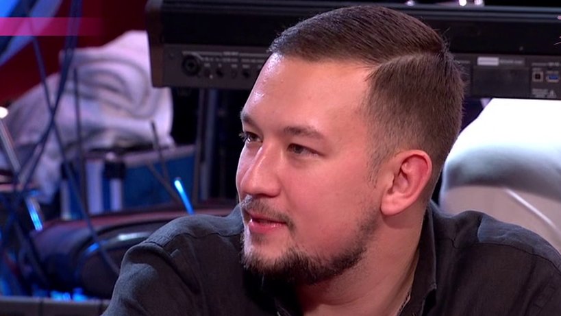 KO SE STIDI VAŠARA NA ESTRADI: Uroš Živković otvoreno o nastupima i podršci kolegama (FOTO) – Uroš Živković vašari