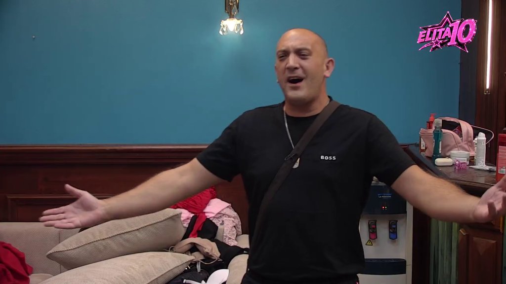 PRVE PRIPREME PRED NASTUP U TAKMIČENJU: Milan Popov odradio probe pred moćni žiri, sutra izlazi na scenu (VIDEO) – pripreme za Pinkove zvezde