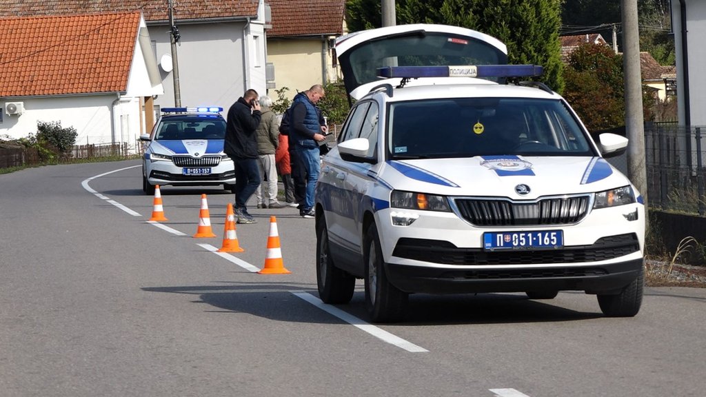 Šestoro dece i majka povređeni kod Alibunara: Dvoje mališana u teškom stanju – saobraćajna nesreća kod Alibunara