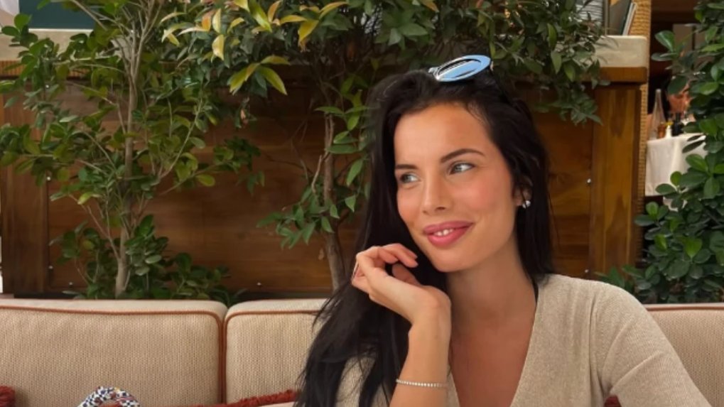 TEODORA BJELICA PRVI PUT DELI PORODIČNU INTIMU: Glumica pokazala kako provodi vreme sa ćerkom Viktorijom (FOTO) – Teodora Bjelica ćerka