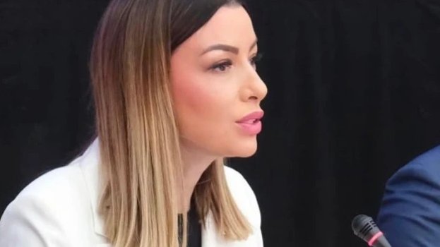 Adrijana Mesarović upozorava na jezik nasilja u političkoj borbi – jezik nasilja i zastrašivanje