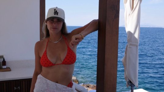 Arina Sabalenka uživa na letovanju u Grčkoj posle finala u Njujorku