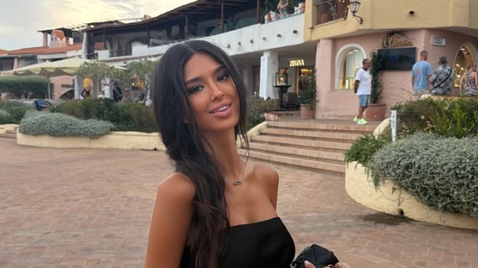 ĐININA DUHOVITA PORUKA MAJCI I OČUHU: Đina Džinović otkrila gde želi da je Melina i Džefri Arnold vode ubuduće (FOTO) – Đina Džinović krstarenje