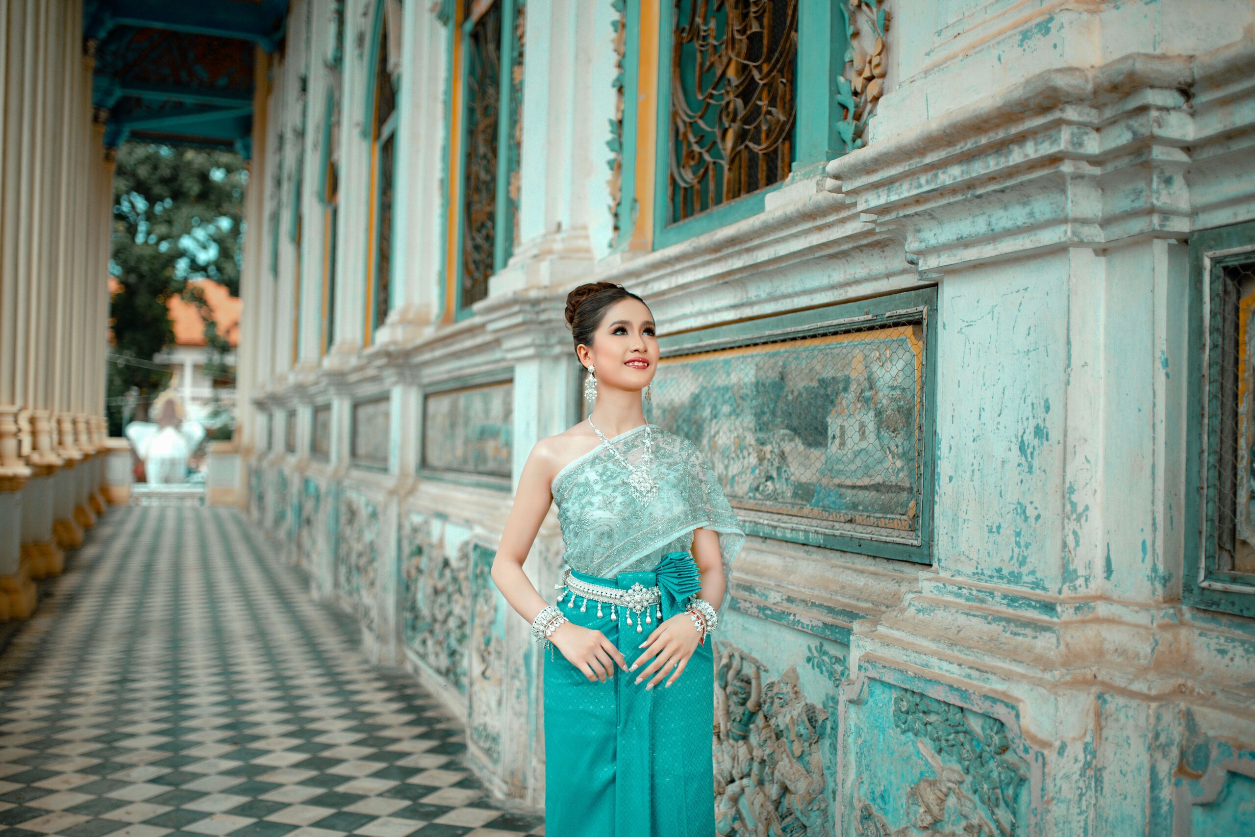 Kejt Midlton očarala London u elegantnoj ljubičastoj haljini na premijeri – Kejt Midlton moda