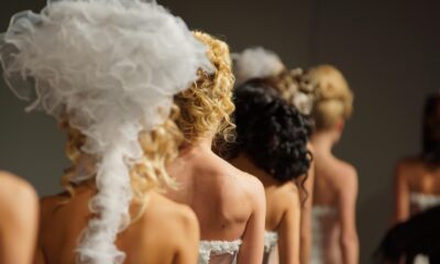 Prada oduševljava žensku publiku novom kolekcijom suknji na Nedelji mode – Prada moda