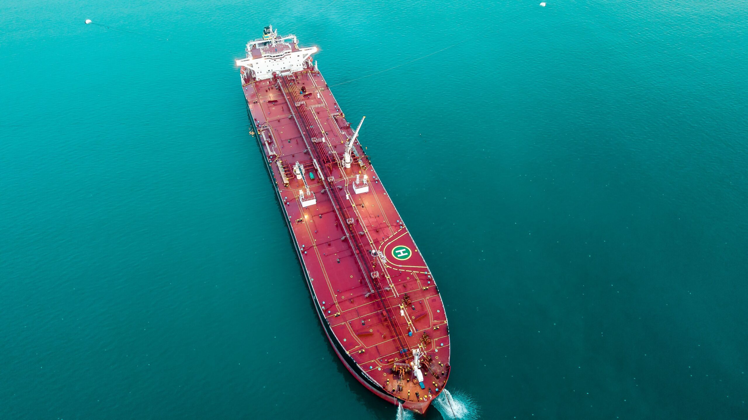 Cena najma VLCC tankera porasla na rekordnih 1,2 miliona dolara dnevno zbog krize