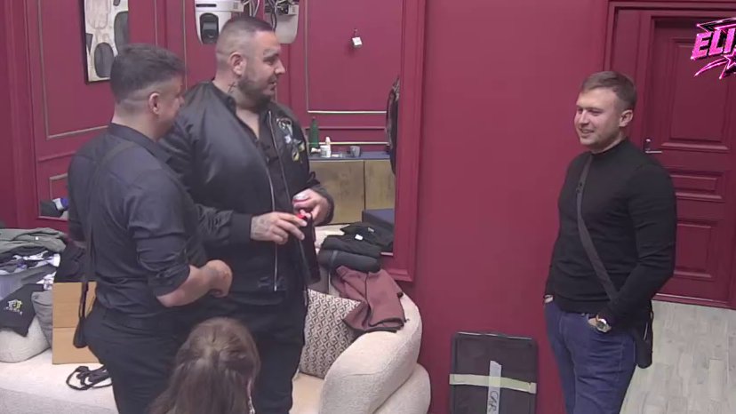 NEOČEKIVANI SUSRET U HOTELU: Filip Car i Stefan Karić razmenili šale pred ekipom (VIDEO)
