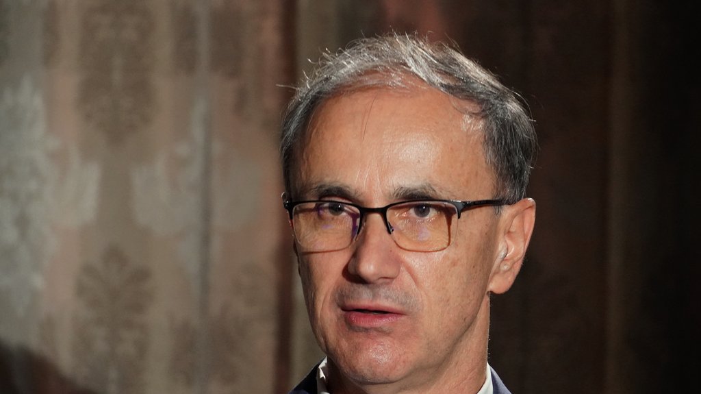 Premijer Macut uručio subvencije: 150 majki dobilo podršku za prvu nekretninu – subvencije majkama za prvu nekretninu
