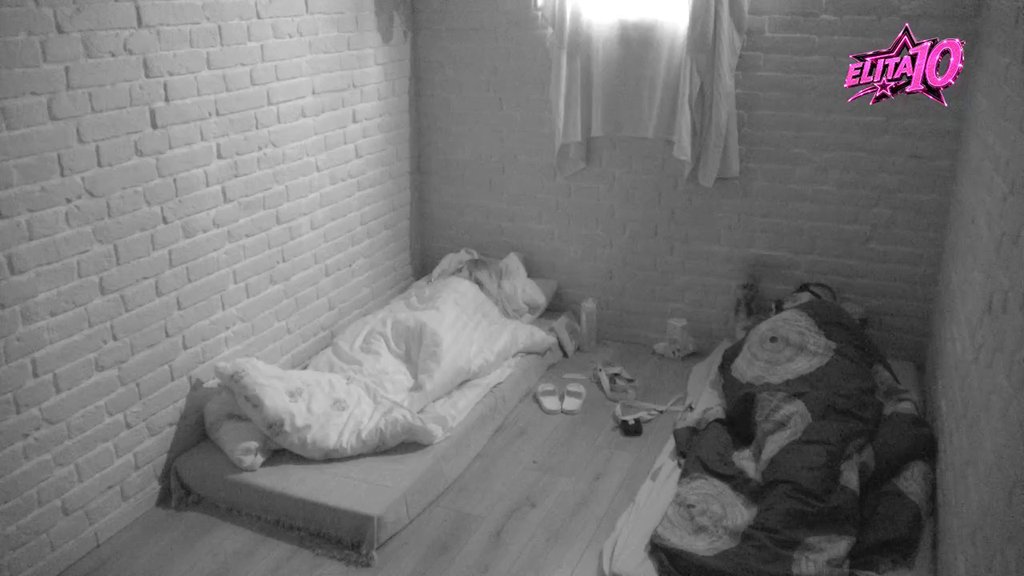 ANELI MENJA PRAVILA U IZOLACIJI: Razgovor sa Filipom Carem posle obećanja Đukiću (VIDEO)