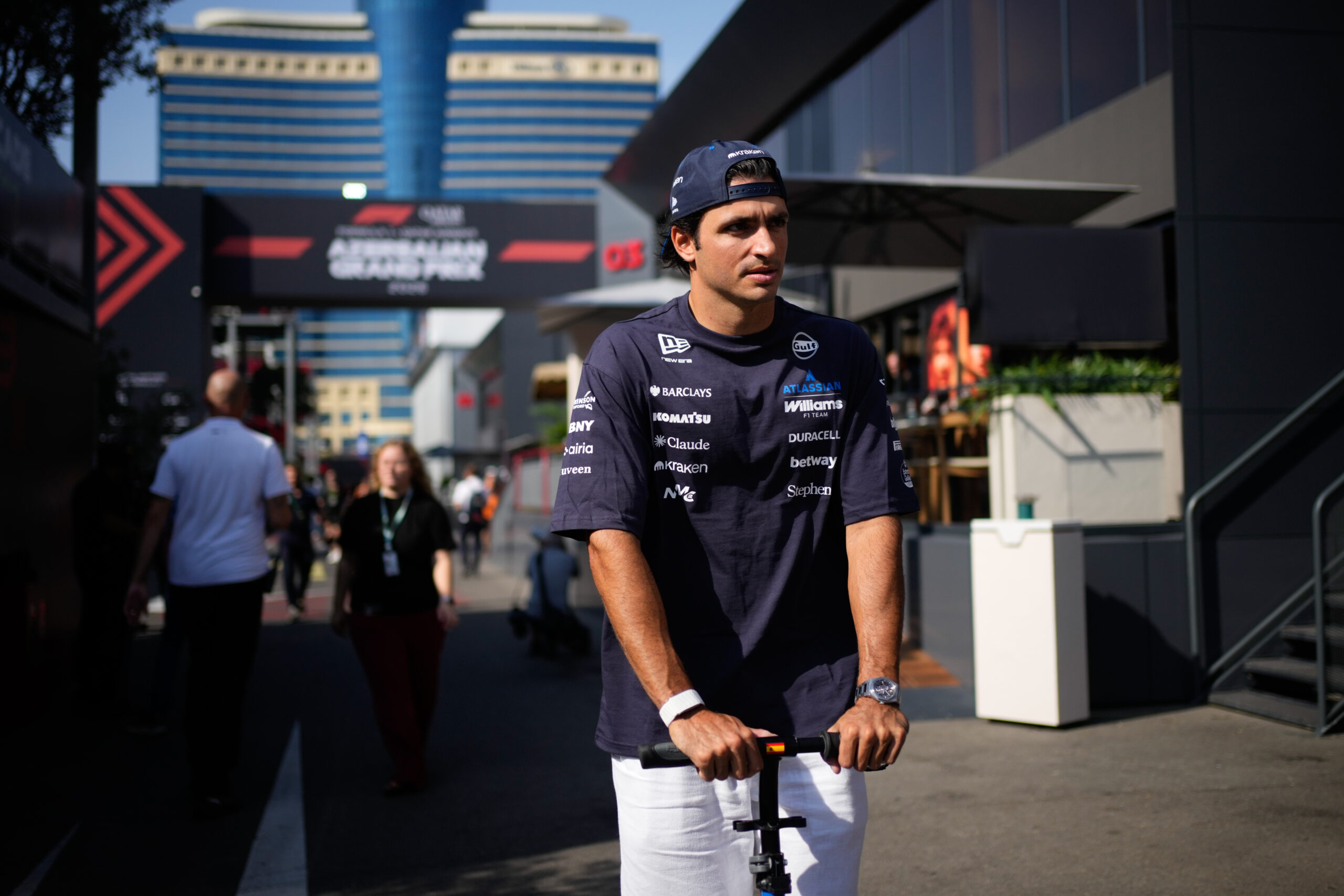 Carlos Sainz doživeo požar na kočnicama tokom debija unapređenog Williamsa