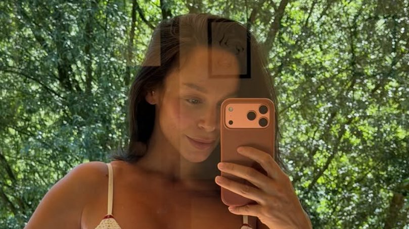 EMOCIJE POSLE VELIKE PRELOMNICE: Edita Aradinović otkrila povratak na scenu i iskrenu reakciju kod kuće (FOTO) – povratak Edita Aradinović na scenu