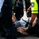 Herojski čin policajca u Ontariju: Upkos ranjavanju, sprečio napad na sinagogu – napad na sinagogu u Ontariju