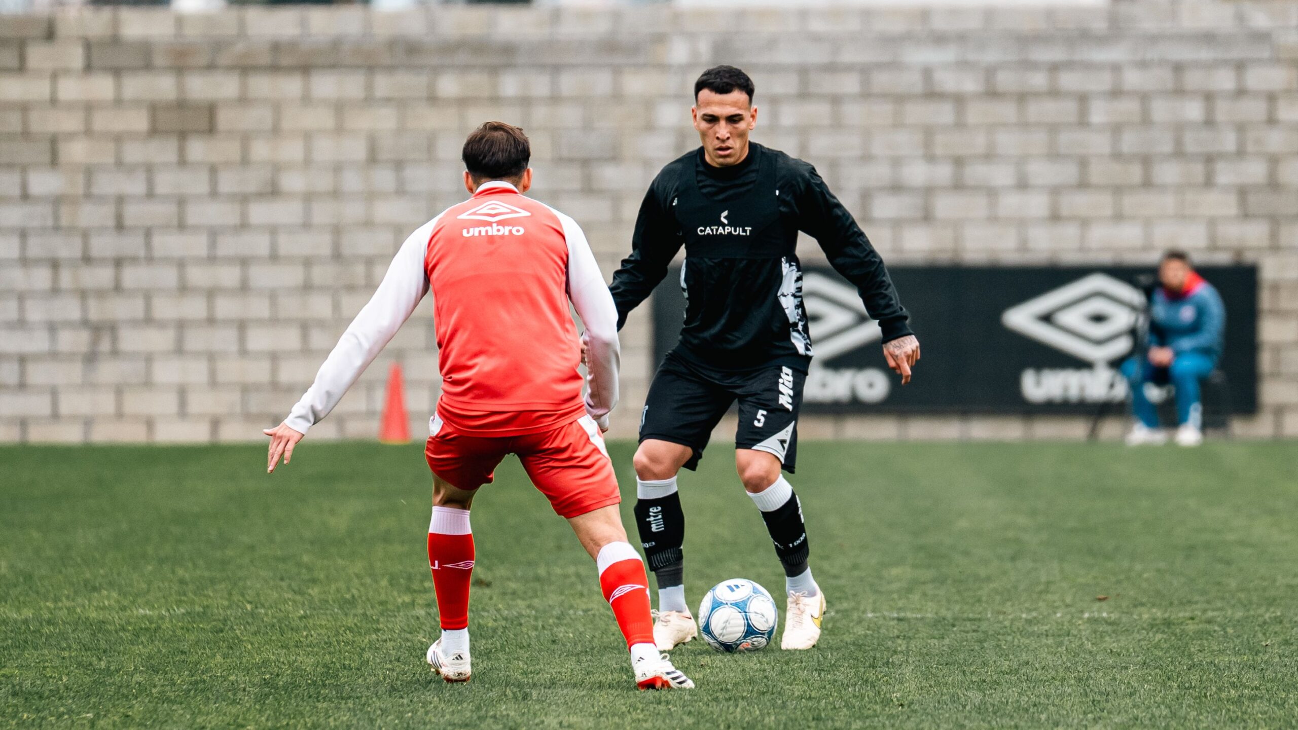 Javier Aguirre već menja ritam u Valensiji: Prvi trening odmah po dolasku – Javier Aguirre Valensija trening