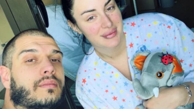 KAKO JE DEJAN DRAGOJEVIĆ PODNEO TEŽAK GUBITAK: Otvorio dušu o bolnom iskustvu u emisiji (VIDEO) – gubitak bebe