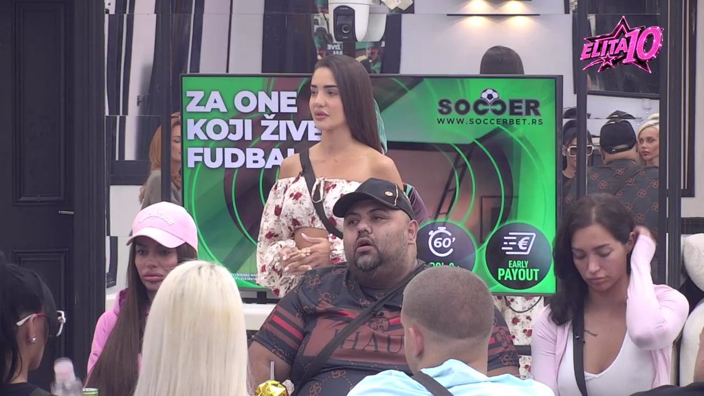 KAKO JE LAURA OTVORILA PITANJA MEĐU GLEDAOCIMA: Otkrila na čemu je sa Terzom i Ivanom, a Anđela progovorila o iznenađenju za Dan zaljubljenih (VIDEO) – odnosi Laure sa Terzom i Ivanom
