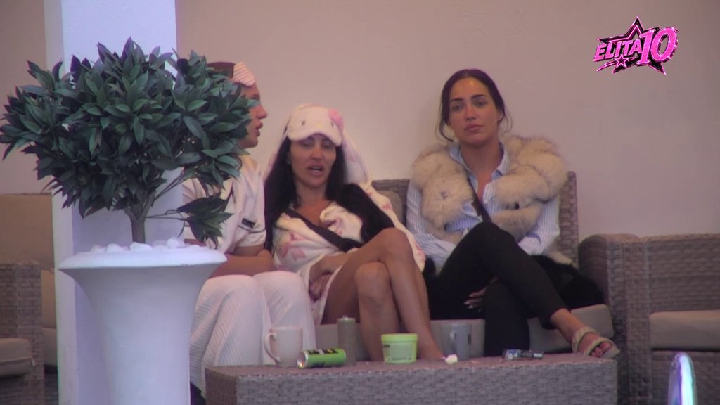 KO SVE PRIVLAČI LAURINU PAŽNJU: Prgomet otkrila kog takmičara želi pored sebe, Poršelina progovorila o Terzi (VIDEO) – Laura Prgomet i Karić