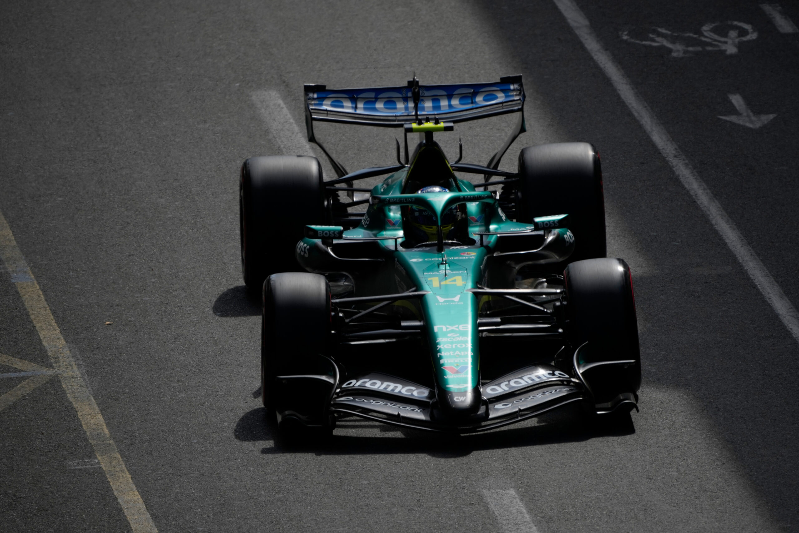Fernando Alonso suočen sa novim kaznama, Lance Stroll oštetio bolid Aston Martina