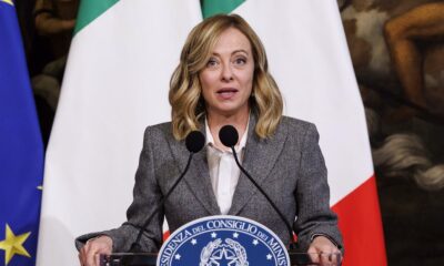 Italija uvodi ograničenja za učenike: Šta donose nova pravila o burkama i nikabima u školama (VIDEO)