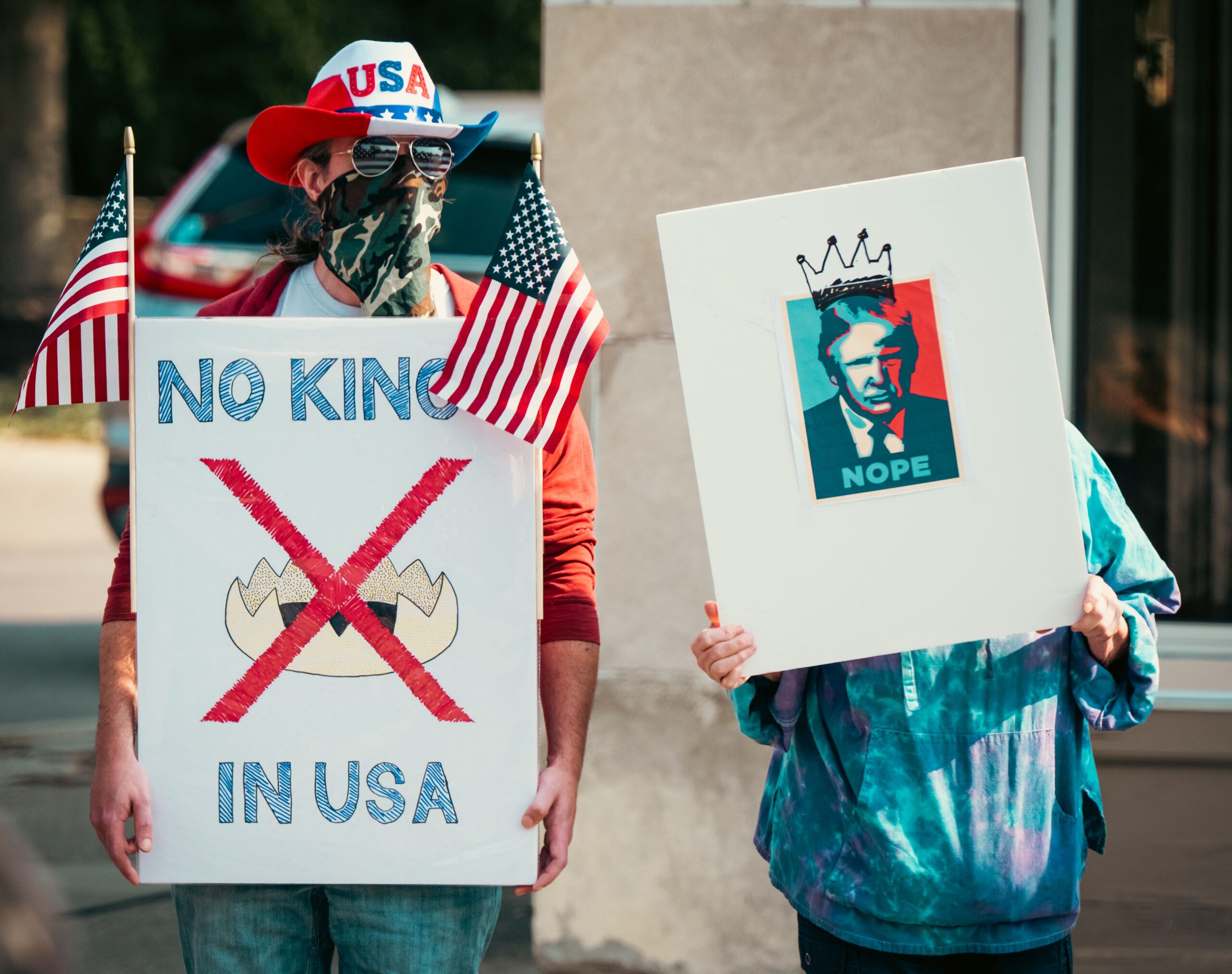 Sen. Thom Tillis kritikuje posetu predsednika Xi Jinpinga: "Ovo je trenutak za zapitati se" – kritika Thom Tillis