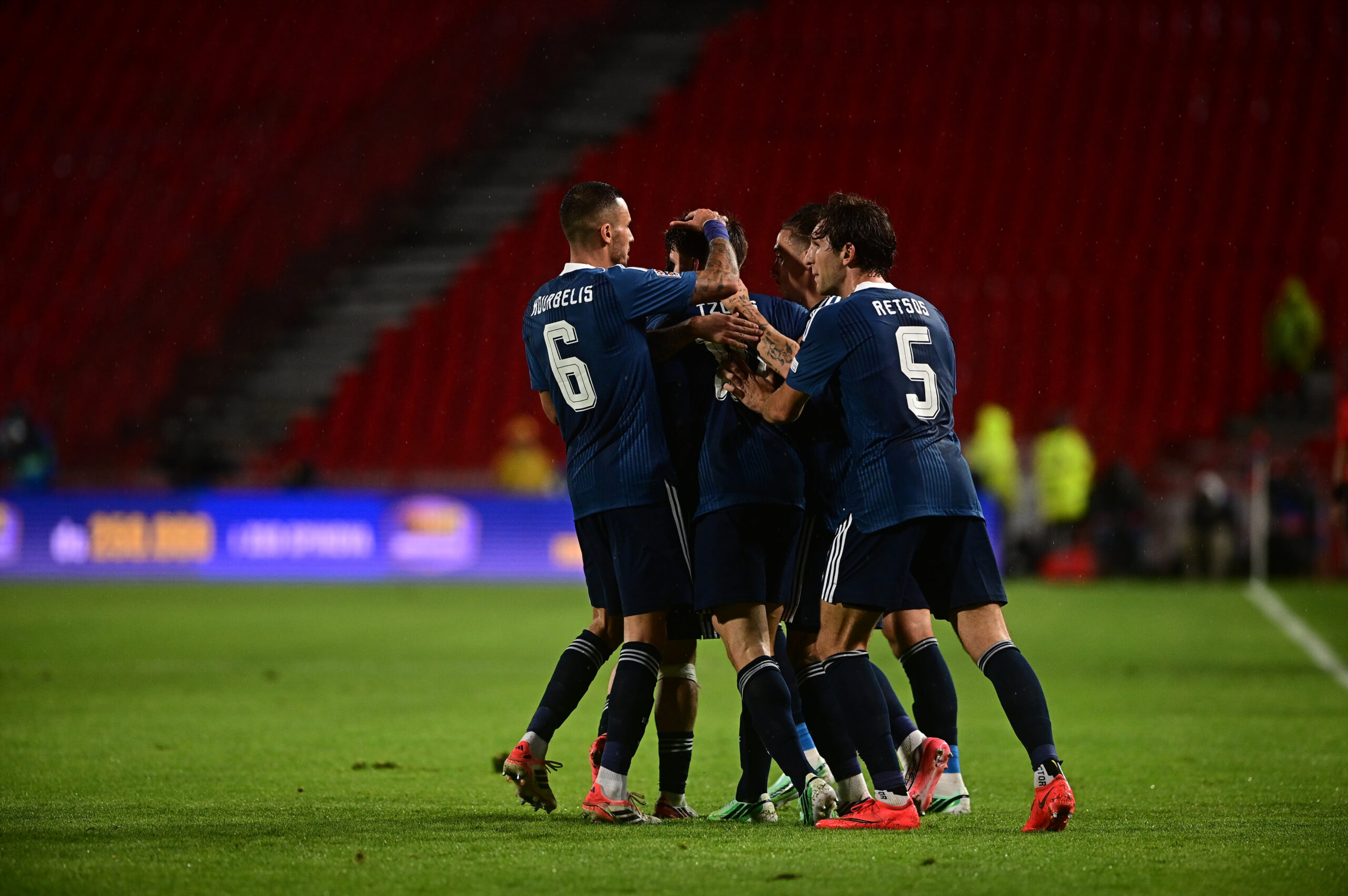 Srbin i Grkinja na Marakani: Ljubav jača od poraza u Ligi nacija