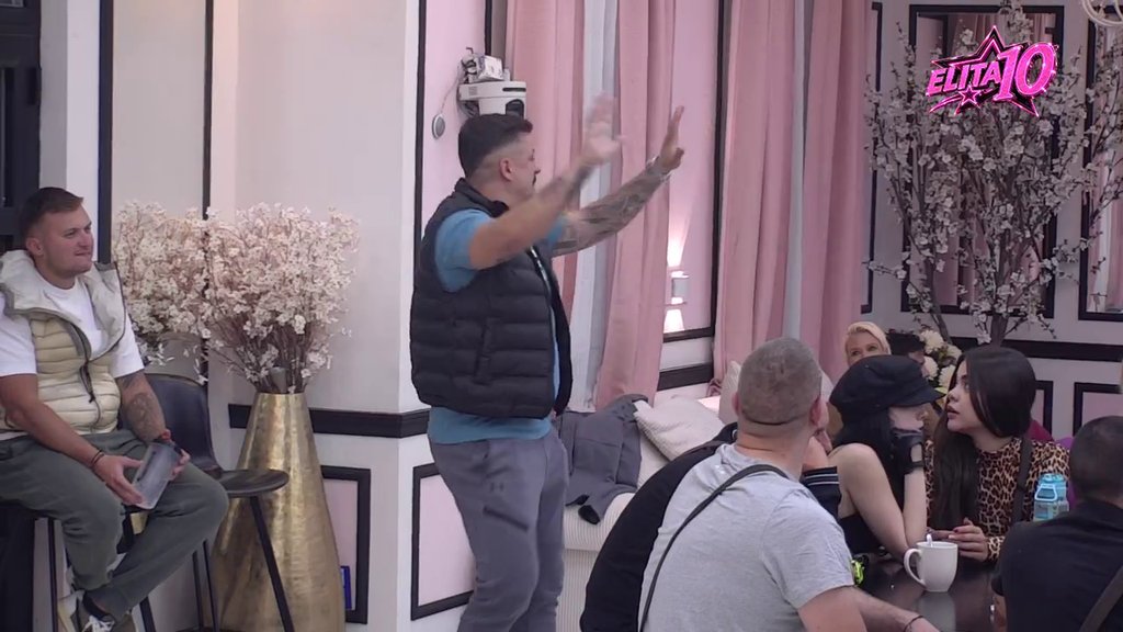 TERZA OTVORIO KARTE PRED SVIMA: Priznao simpatije prema Lauri, njena reakcija iznenadila sve (VIDEO) – Terza priznao simpatije