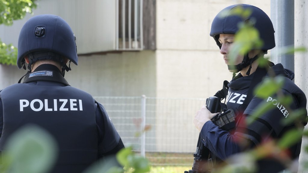 Potera u Austriji: Državljanin Srbije pronađen u šumi, policija traži dodatne svedoke – napad u Austriji