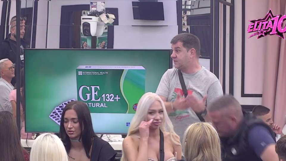 KONFLIKT U BELOJ KUĆI DOSTIŽE VRHUNAC: Marinković i Car razgovarali o Anđelinim postupcima, otkriven njegov stav (VIDEO) – napetost u Beloj kući