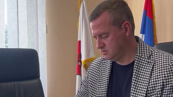 Opština Inđija uvodi novu meru: Do pola miliona dinara za lečenje dece – opština Inđija pomoć