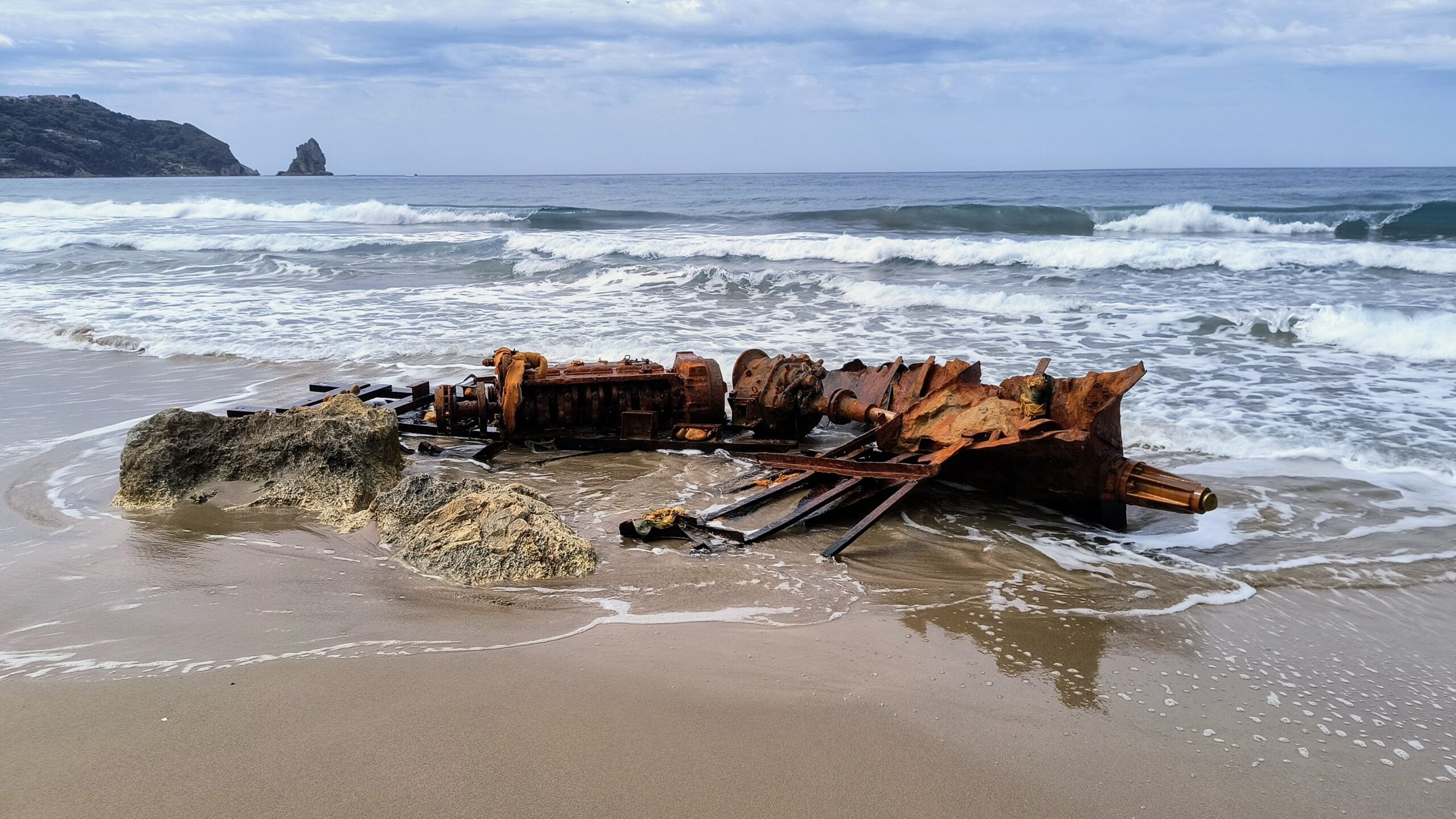 Otkriveni ostaci broda iz 1884. na plaži Nantucket nakon oluje – brodolom na Nantucketu