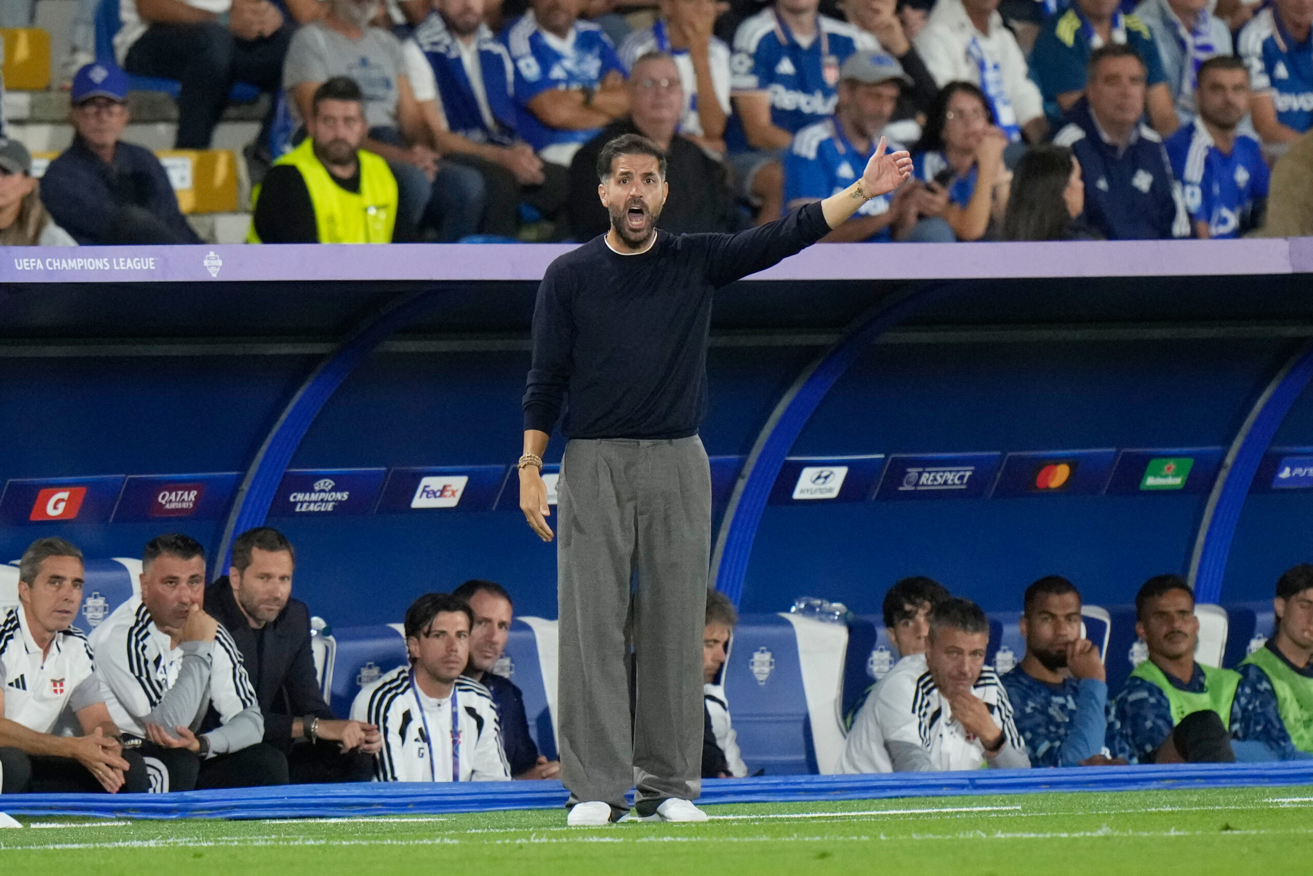 Sesk Fabregas ima plan za Barselonu: Posebna klauzula otvara vrata povratka – Sesk Fabregas Komo trener