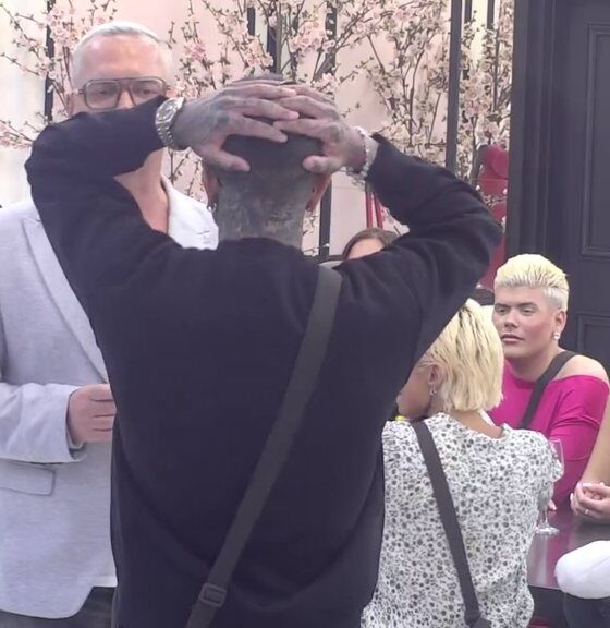 ZBUNJENI ĐUKIĆ NAKON IZLIVA EMOCIJA U RIJALITIJU: Raskid sa Aneli Ahmić izazvao burne reakcije u emisiji 'Pretres nedelje' (VIDEO)