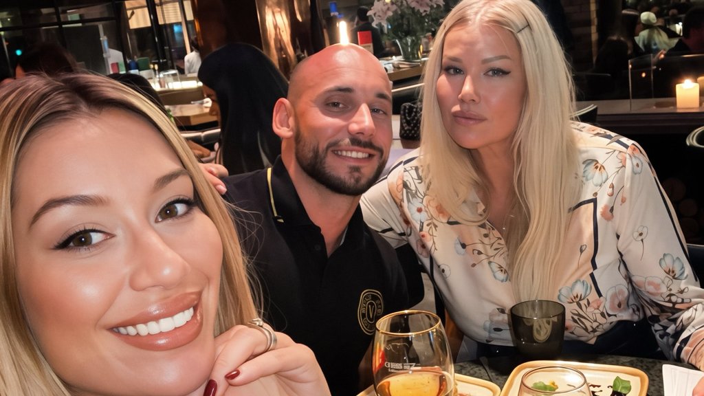 EMOTIVNI TRENUTAK IZ PORODICE TEA TAIROVIĆ: Pevačica podelila fotografije sa proslave rođendana svoje majke Božice (FOTO) – Tea Tairović na Instagramu