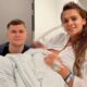 EMOTIVNI TRENUTAK U PORODICI LENE ČOLAK: Pevačica otkrila ime sina i podelila prve fotografije iz porodilišta (FOTO) – Lena Čolak sin