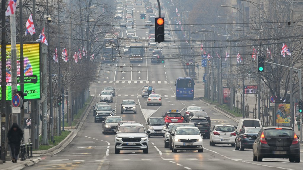 AMSS upozorava vozače: Magla i sumaglica moguć izazov na putevima Srbije