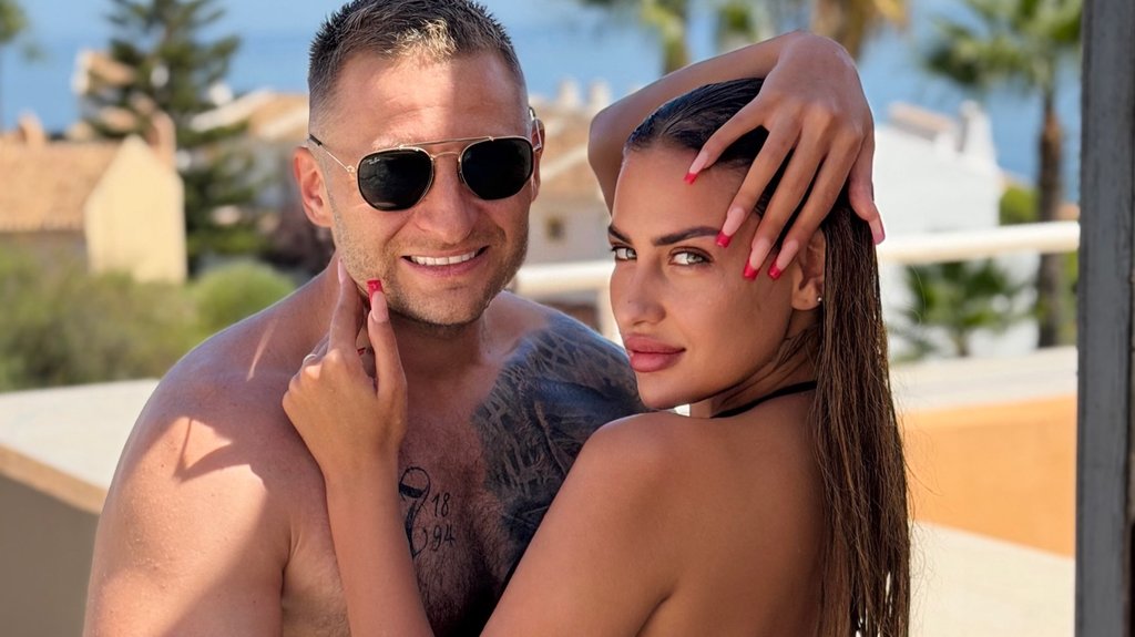EMOTIVNA PORUKA USRED NEIZVESNOSTI: Stefani Grujić podelila intimnu fotografiju i reči podrške suprugu iz pritvora u Španiji (FOTO) – hapšenje u Španiji