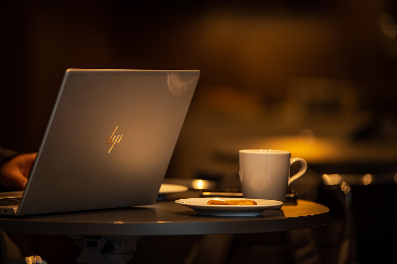HP lansirao Omnibook 5 sa OLED ekranom, cena iznosi 699 dolara – HP laptop OLED