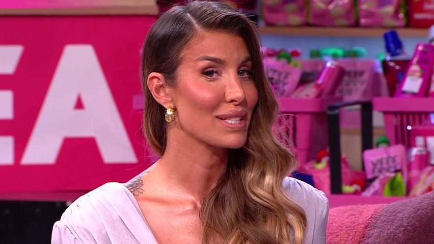 JELENA RADANOVIĆ OTVORENO O PORODIČNOJ BORBI: Otkrila kako se njen sin Naum oseća posle operacije u Turskoj (FOTO) – Naumovo zdravstveno stanje