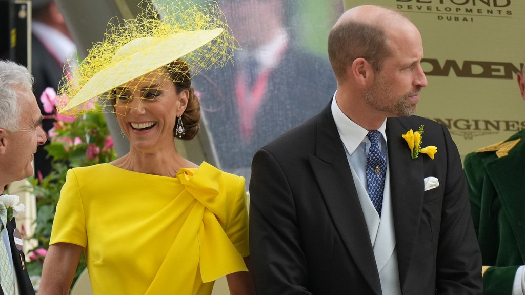 KO BI OČEKIVAO OVAKVU STRANU KEJT MIDLTON: Princeza od Velsa otkrila da najviše uživa u pranju sudova, a u kuhinji joj se pridružuje cela porodica (FOTO) – pranje sudova u kraljevskoj porodici