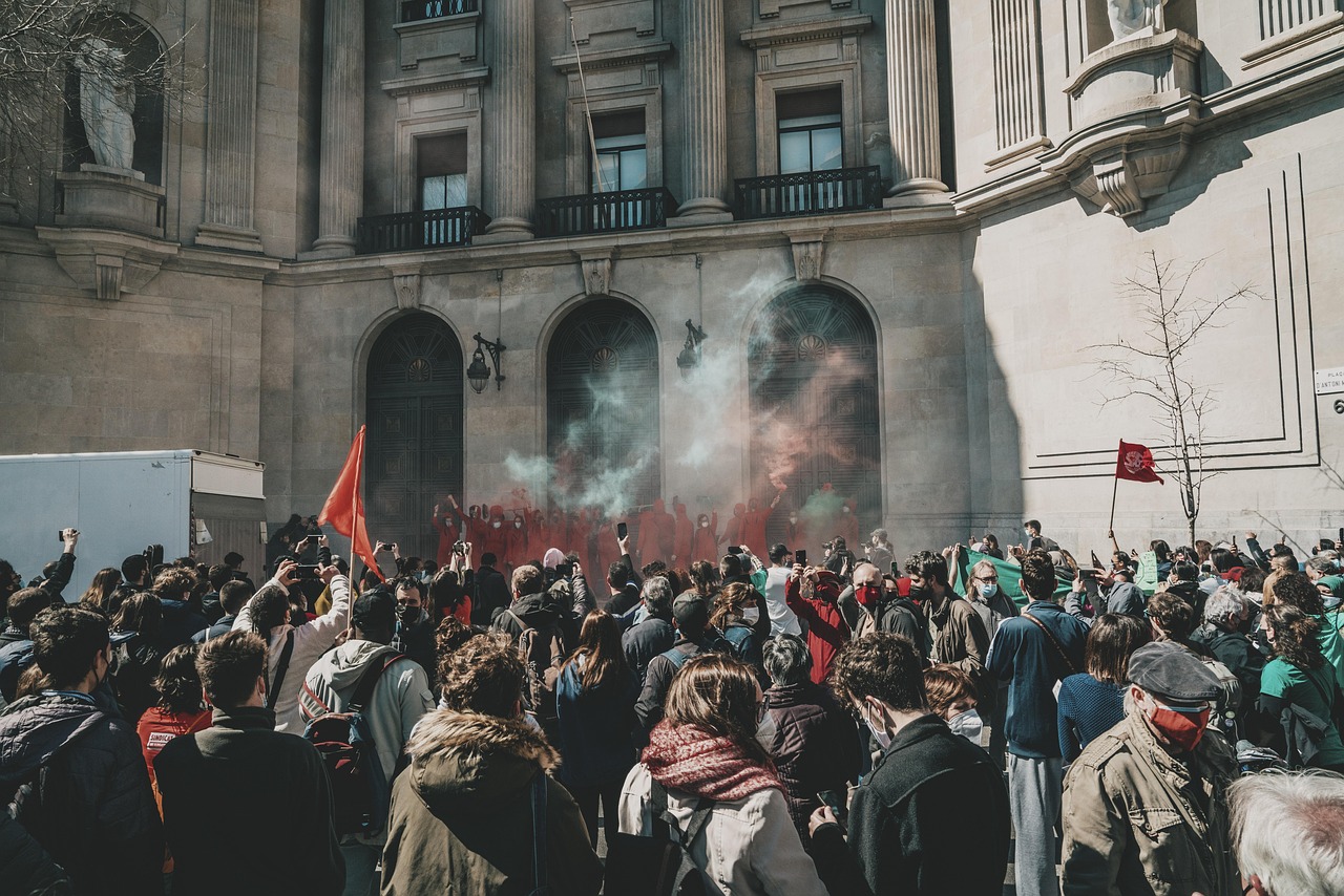 Protest u Prištini zbog presude vođama tzv. OVK za ratne zločine