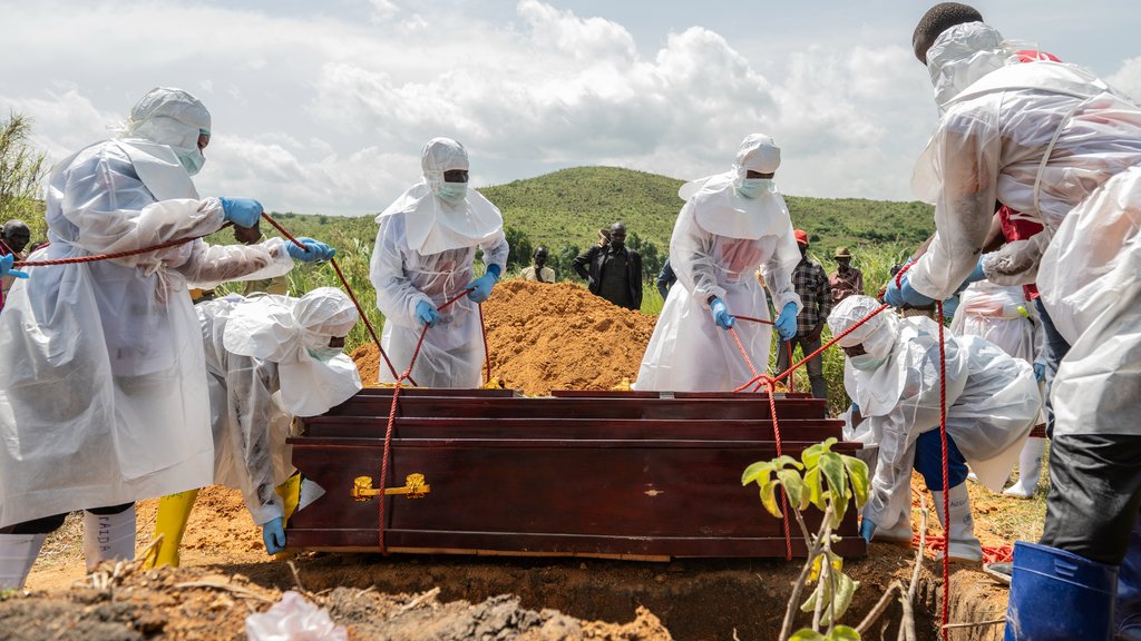Epidemija ebole u Kongu: Više od 4.000 umrlih, lekari u štrajku zbog plata