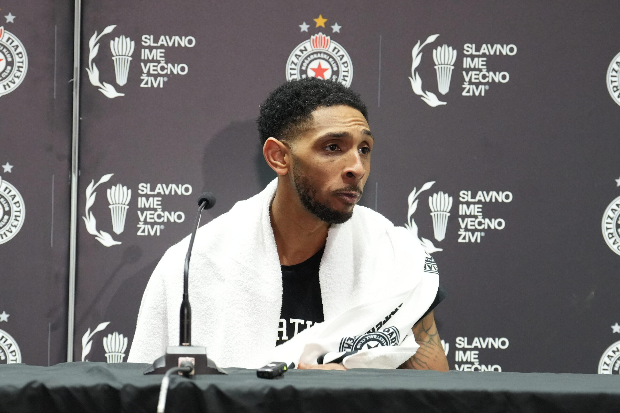 Kameron Pejn potpisao ugovor sa Efesom do kraja sezone